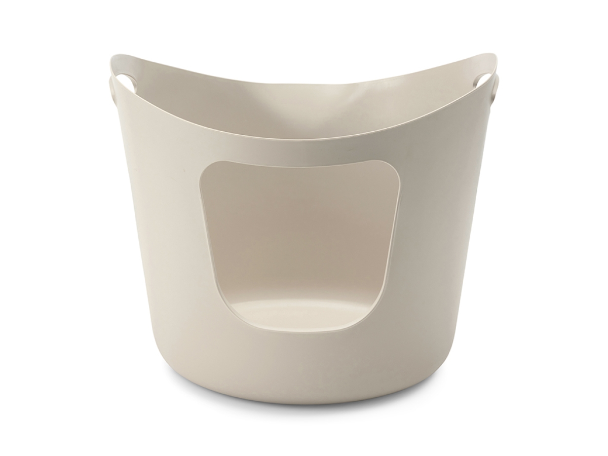 Front view of Flex-a-loo Mocha flexible open cat litter tray with high sides and low entry