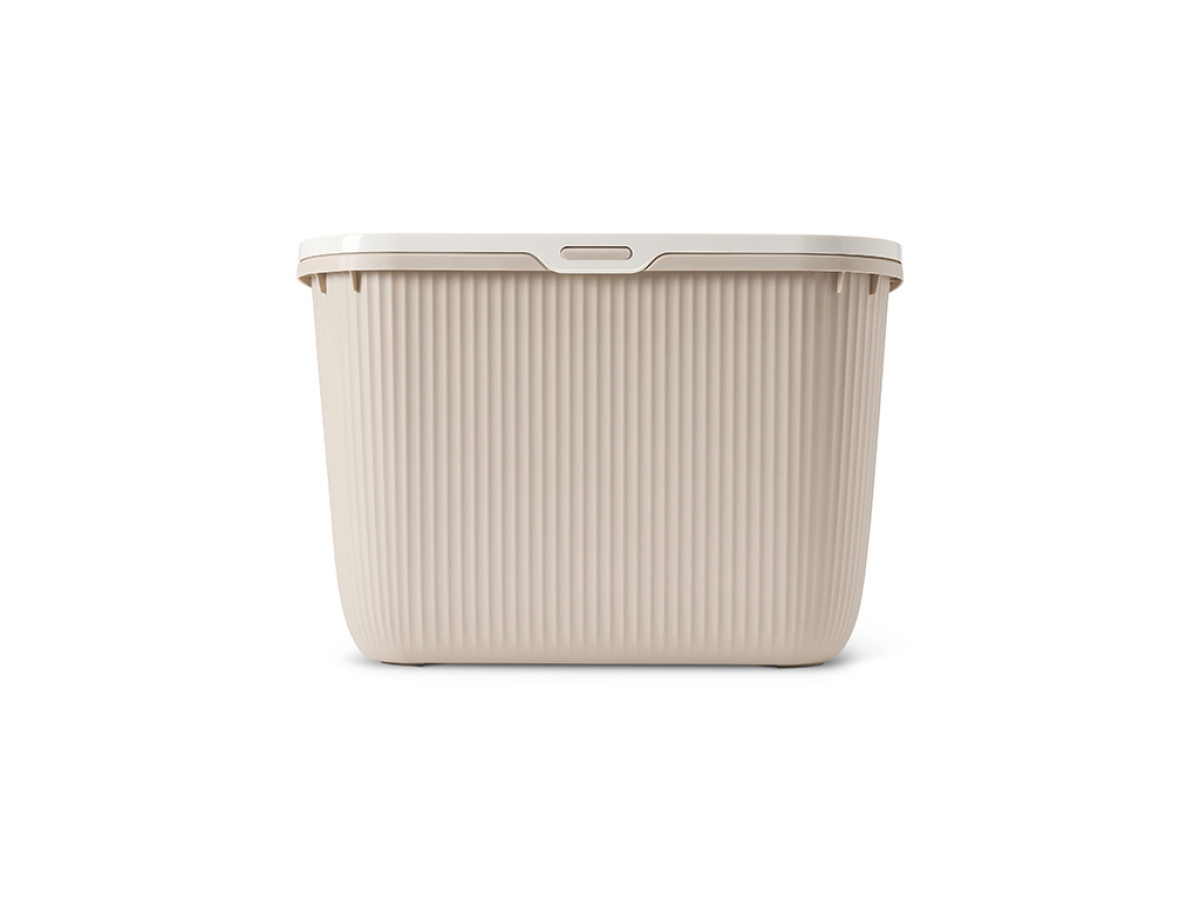 Savic Ease-In mocha cat litter tray with top entry and front door, ribbed sides and built-in litter grid.
