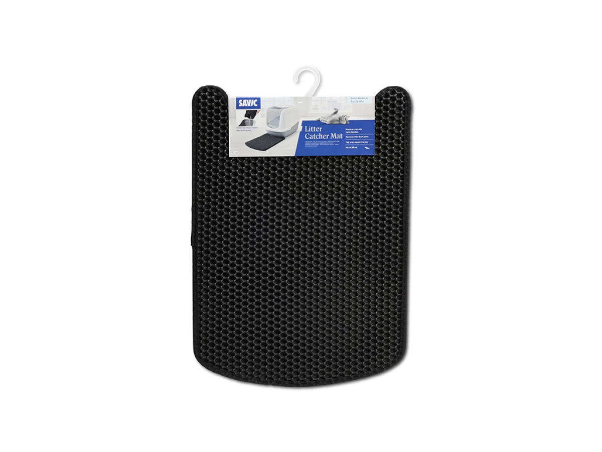 Savic Litter Catcher Mat Nestor Jumbo &amp; Aseo Jumbo Black, placed in front of a large litter box