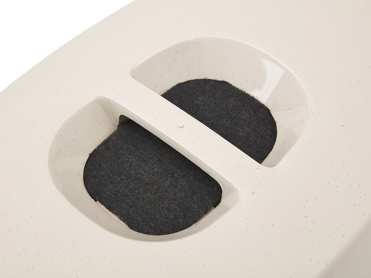 Manon Happy planet detail 2 Manon Happy planet detail 2