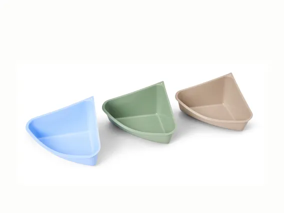 Rody Toilet, corner toilet for small animals, compact design with easy-to-clean tray.
